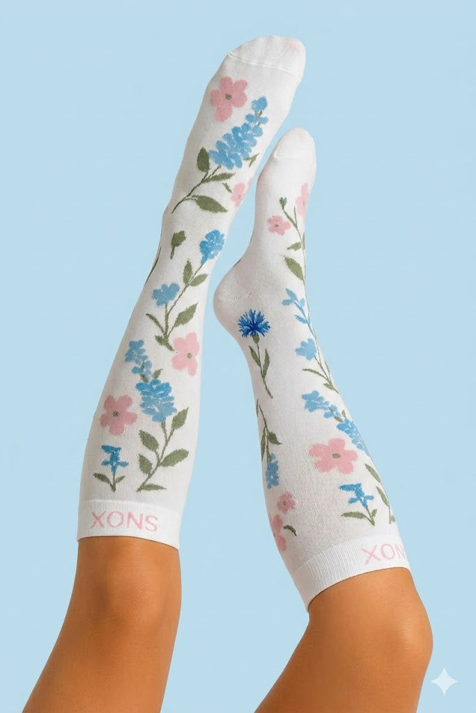 Chaussettes de compression blanches à fleurs